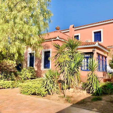 Traditional House At Aegina Port Villa Exterior photo